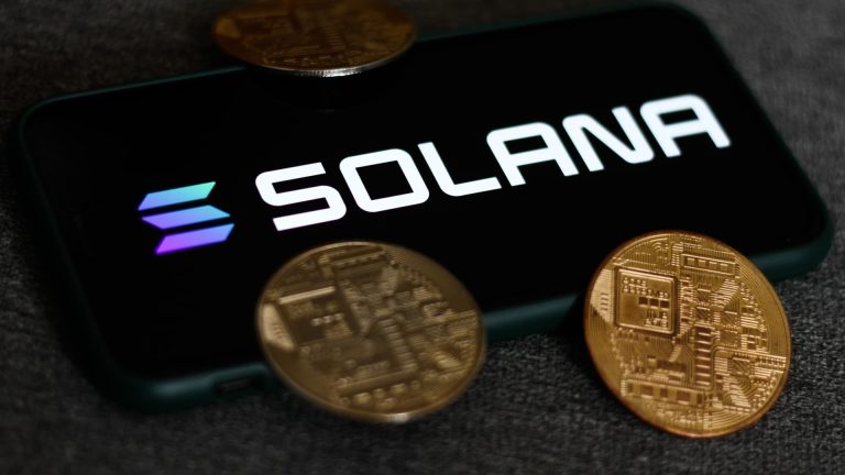 Solana Jumps 12% on Trump-Themed Memecoin Launch, Ether Falls