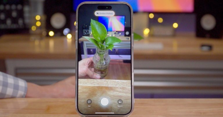 iOS Decoded: New Hidden Features, Changes and Updates in iOS 18.3 RC (Videos)