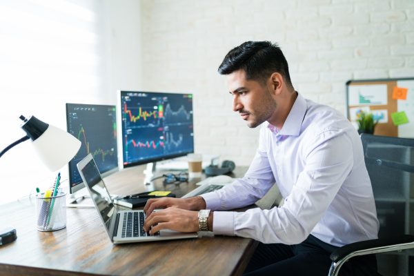 Prediction: 2 AI Stocks Will Be Worth More Than Apple Stock by the Year’s End in 2025