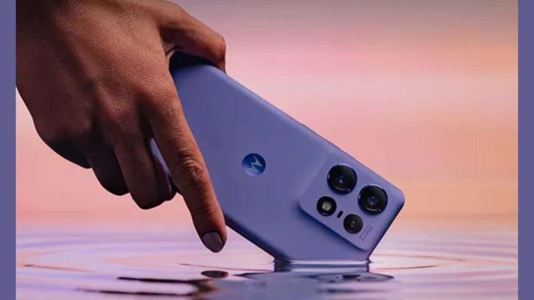 Motorola Edge 50 Pro receives Android 15 update, but users report issues – India TV