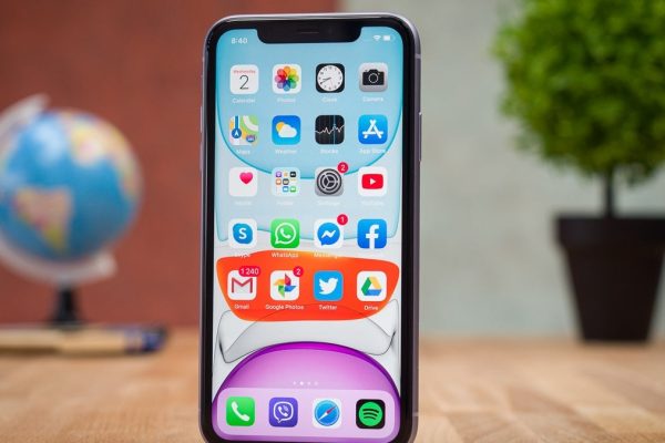 Already seen: the iPhone 11 series receives a new construction of iOS 18.3 to install