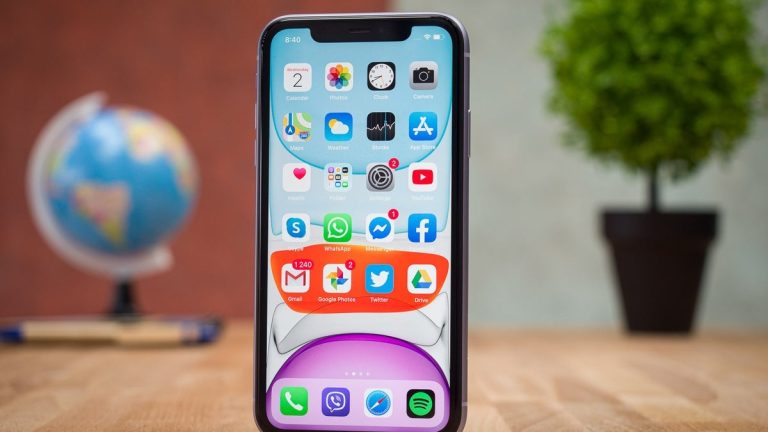 Already seen: the iPhone 11 series receives a new construction of iOS 18.3 to install