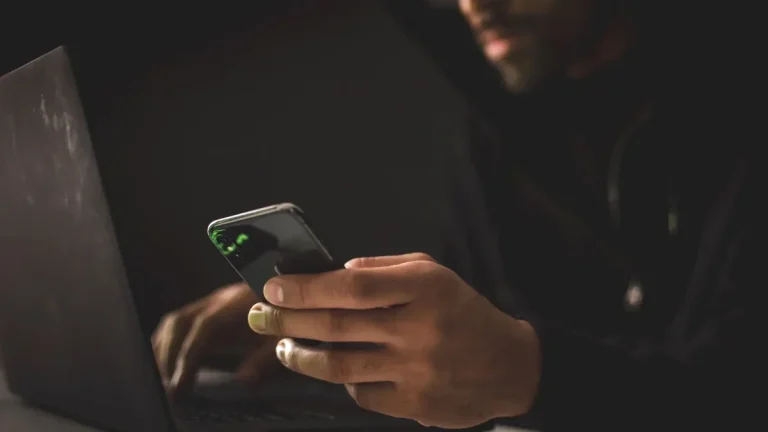 The American government warns all iOS and Android users to remove these texts immediately