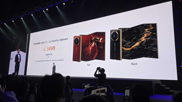 Huawei shares international prices Mate XT – Start saving now