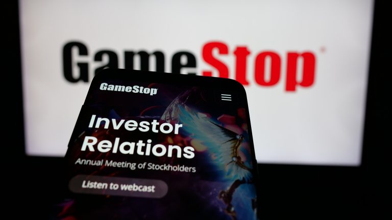 GameStop adopts bitcoin as a cash reserve, share overvoltage on cryptocurrency strategy