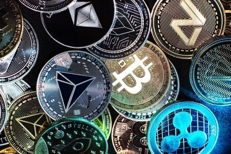 Warren Buffett is a known criticism of cryptography, but these Wall Street titans also share the oracle of Omaha’s skepticism