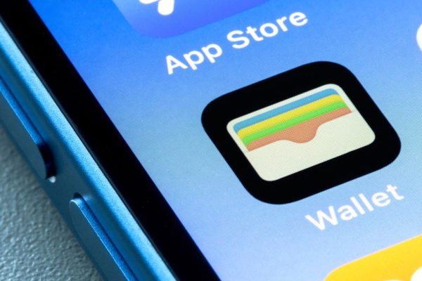 iOS 18.4 adds a new way to follow your expenses – but I think Apple can go even further