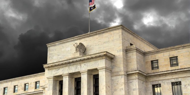 Trump confronts the Fed – with crypto like the tip of the spear