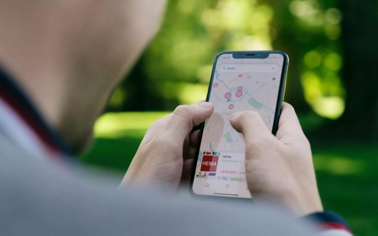 The Apple Maps web application is now available on all devices, including Android