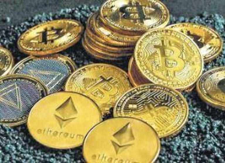 The cryptocurrencies emerge from the fringe