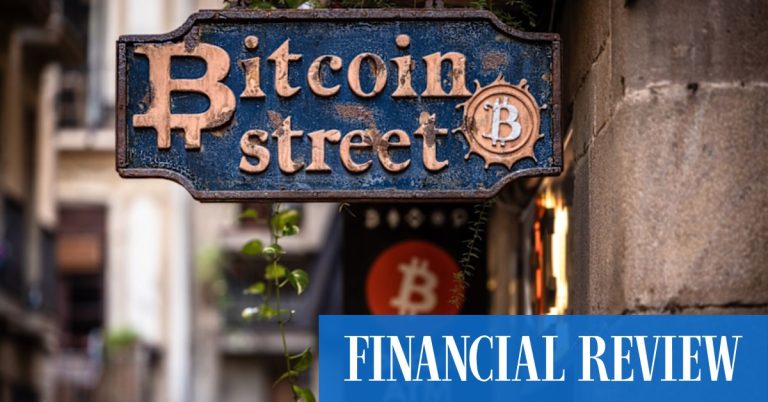Australian investors buy Bitcoin FNB as a price near the high record