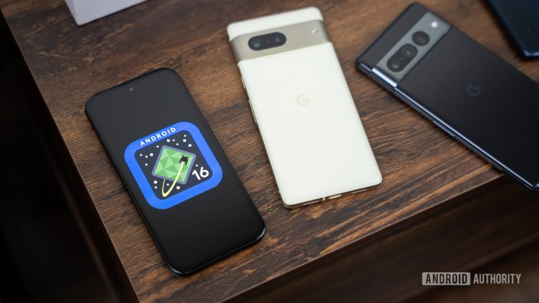 Android 16 QPR1 borrows a smart double sim signal bar from Apple