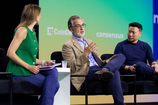 Paypal Crypto Head claims that banks are essential to unlock Stablecoin potential