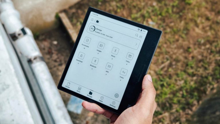 I replaced my Kindle with this ink tablet which executes Android – and does not regret it