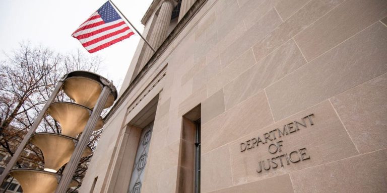 CEO of crypto is charged $ 500 million in money laundering linked to Russian banks