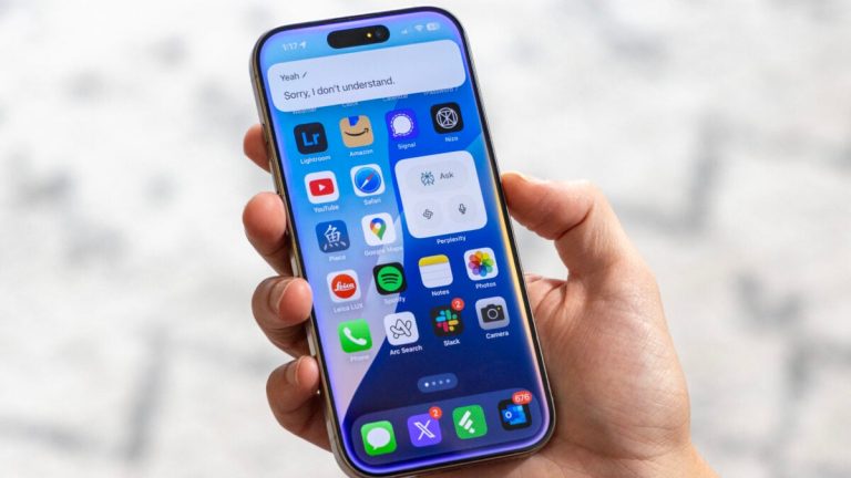 Zombie AI Siri May Shuffle Onto iPhones Two Years After It Was First Announced