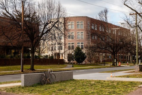 Two professors awarded AI Seed Grant to advance algebraic proof systems