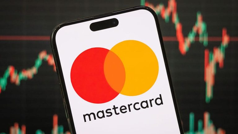 Credit, debit or crypto? MasterCard says it will add stablecoin as a payment option