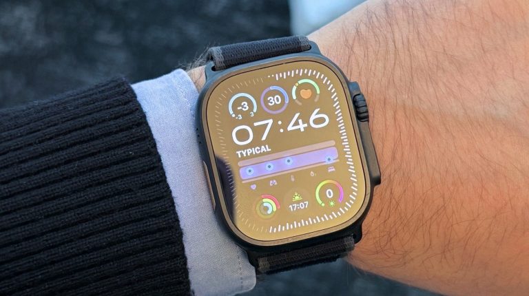 IOS 26 tips on an ultra 3 larger Apple Watch display, plus 5 additional rumor features