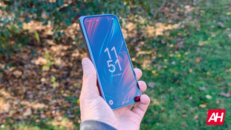 Android calling cards will finally benefit from complete customization