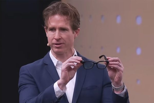 Google extends Magic Leap deal and introduces Android XR glasses