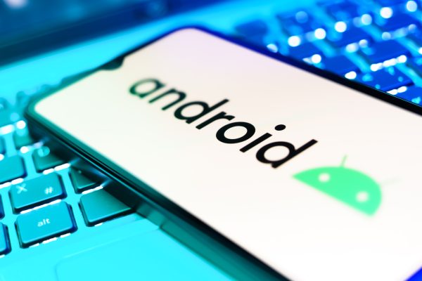 8 Cool New Gadgets Every Android Phone Owner Should Know About