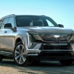 GM’s plan to ditch CarPlay and Android Auto leaves the Internet baffled: ‘It’s a mistake’