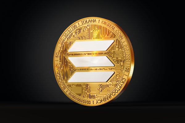 Crypto ETF Rush Accelerates as Solana Leads Altcoin Rise